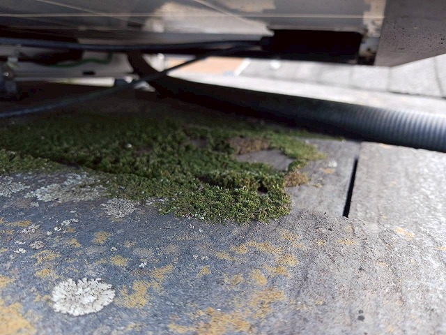 経年劣化が進行した屋根材